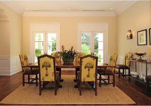 Old Harbour dining room before Ecclestone remodel