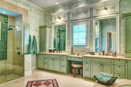 Lost Tree Village green bathroom - ecclestone